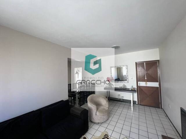 Apartamento para Venda em Fortaleza - 4